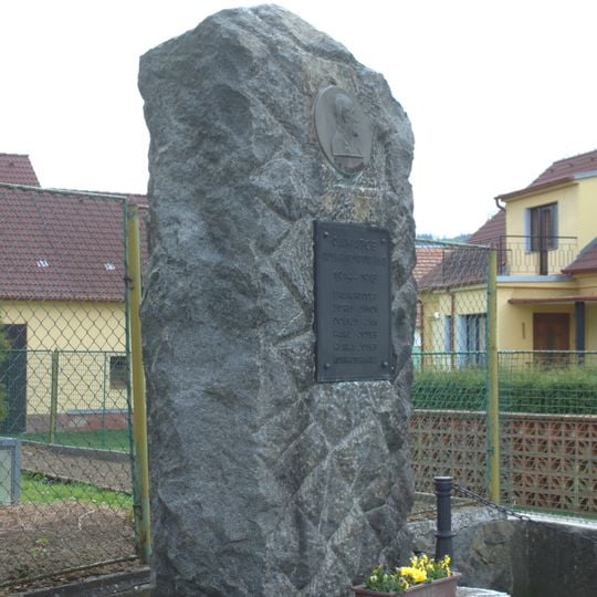 Pomník padlým v Únějovicích