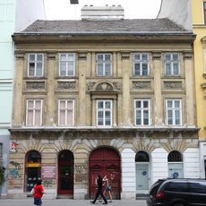 Burggasse 86