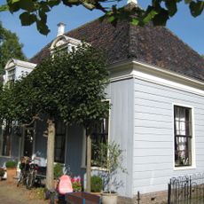 Kerkplein 6, Broek in Waterland