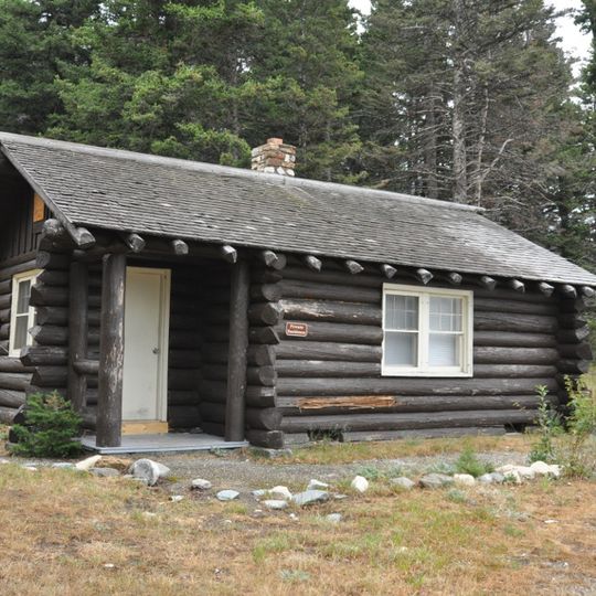 Roes Creek Campground Camptender's Cabin