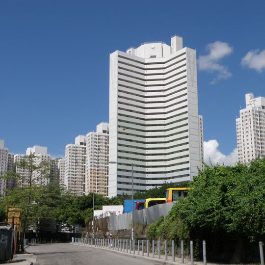 Po Tin Estate
