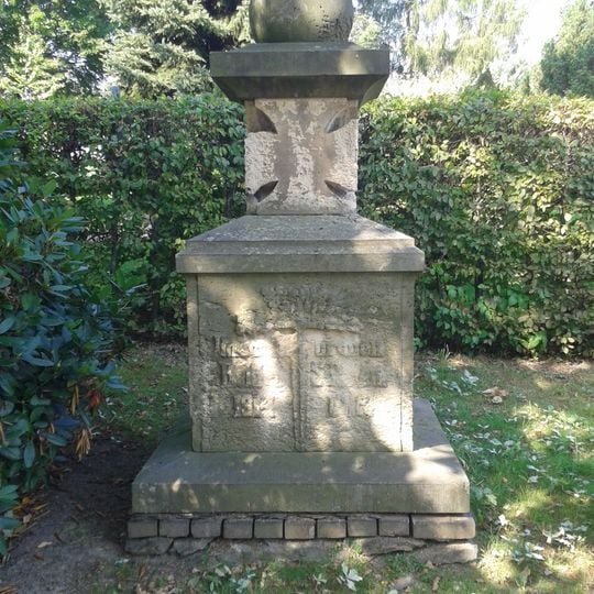 Denkmal für die Gefallenen des Ersten Weltkrieges Am Eulenbach 10c