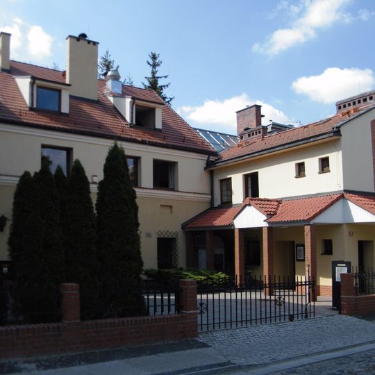 Dom, ob. Muzeum Jeńców Wojennych