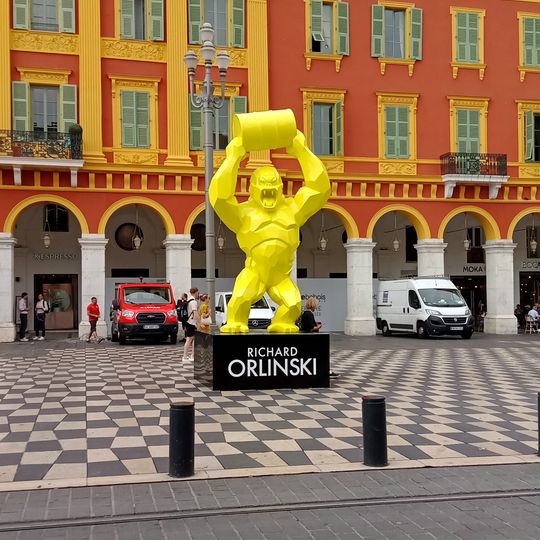 Work of art, sculpture