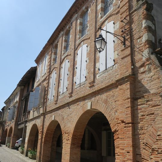 Immeuble, Place de la Halle, Rue du Palais