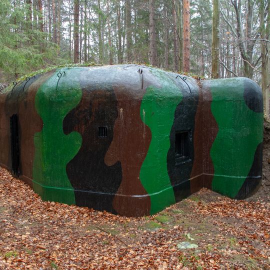 H-33/10/A-140 light pillbox