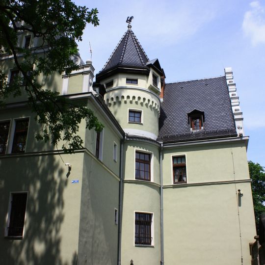 Pawilon ogrodowy Kavalierhaus w Rogowie Opolskim