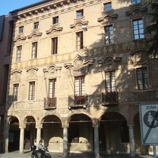 Palazzo Riva (Via Massimiliano Magatti)