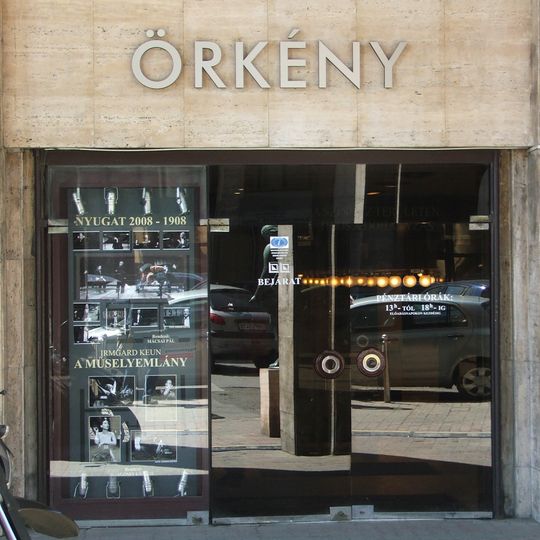 Théâtre István-Örkény