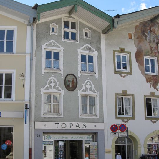 Wohn- und Geschäftshaus