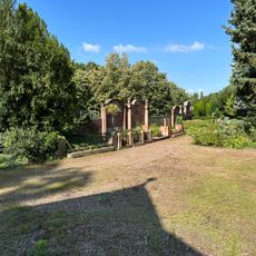 Friedhof Rochlitz Lindenallee, Ecklage zur Schützenstraße