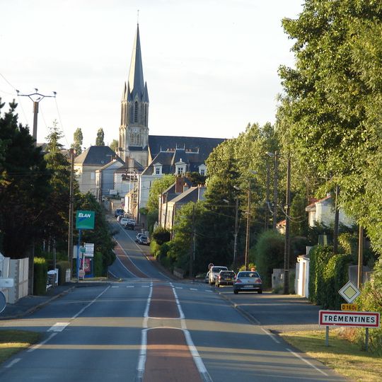 Église Notre-Dame-et-Saint-Euvert de Trémentines
