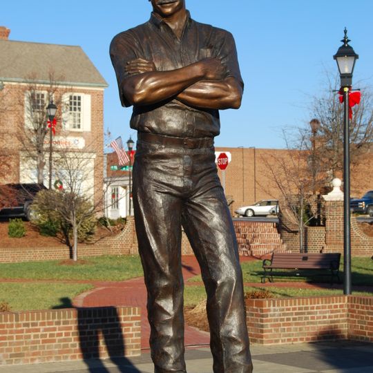 Statue of Dale Earnhardt