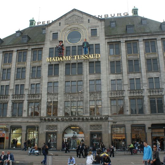 Kledingzaak in Um 1800-stijl