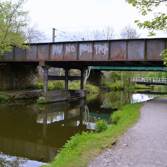 Thackley railway bridges