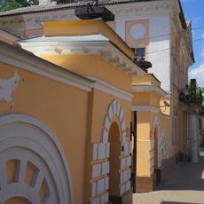 Ограда с воротами (Калуга)