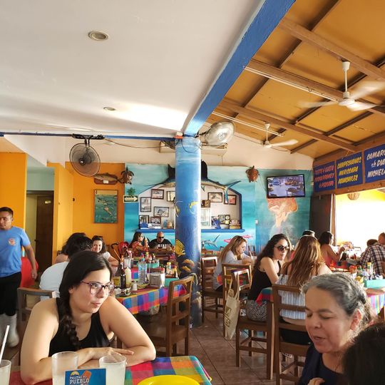 Mariscos Los Laureles