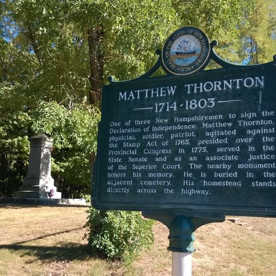 Signer's House and Matthew Thornton Cemetery