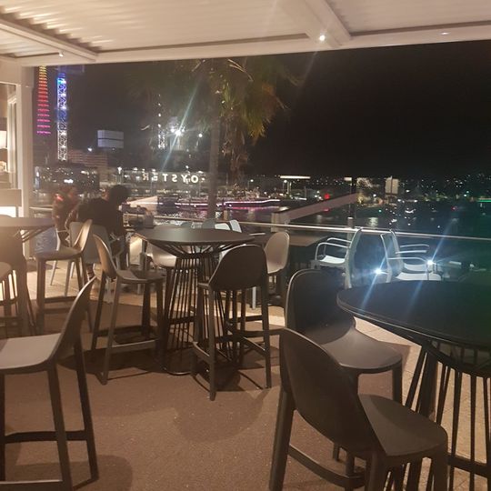 Oyster Bar Elizabeth Quay