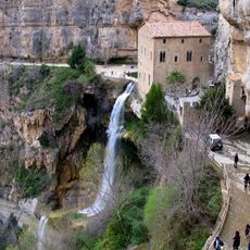 Monasterio de San Miguel de Fay