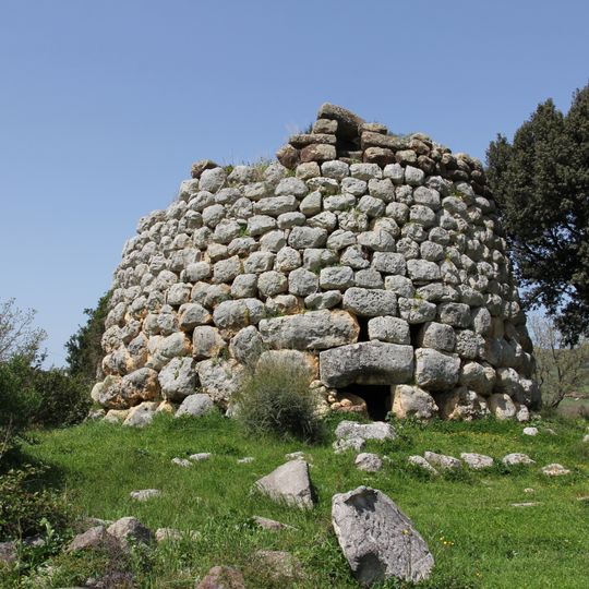 Nuraghe Corvos