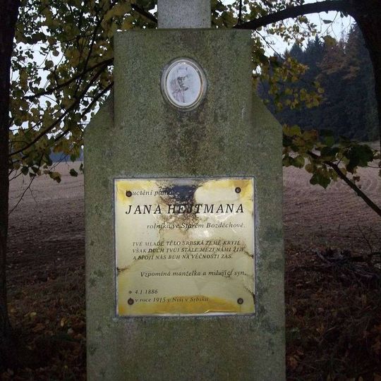 Kříž v poli u Starého Bozděchova