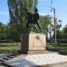 Monument to Shura Kober and Vitya Khomenko in Mykolaiv