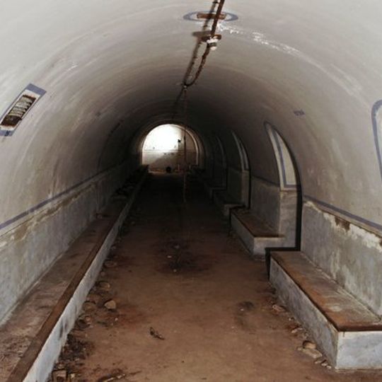 Refugio antiaéreo del Grupo Escolar Balmes