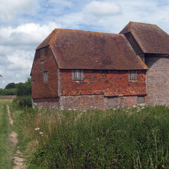 Barn And Oasthouse To East Of Vuggles Farmhouse