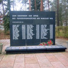 Gedenktafel für die 60 Opfer des Absturzes von Interflug-Flug 450/742 am 14. August 1972