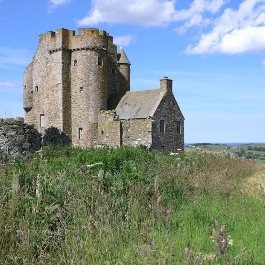 Inchdrewer Castle