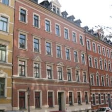 Mietshaus in geschlossener Bebauung Ludwig-Kirsch-Straße 16