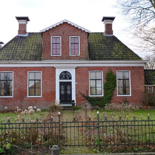 Schoolstraat 8, Warffum