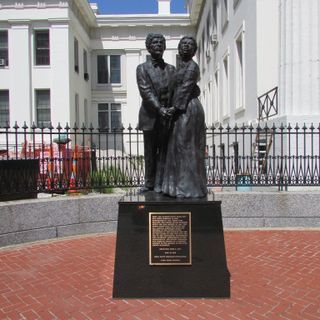 Statue de Dred et Harriet Scott