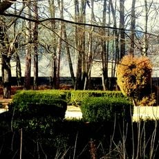 Csákyovský kaštieľ, fontána