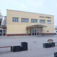 Hala targowa RYBNA