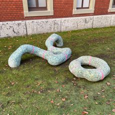 Work of art, sculpture