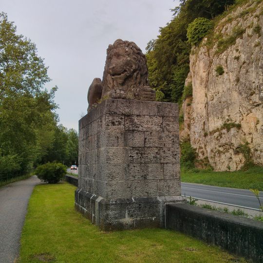 Felsen am Löwendenkmal bei Bad Abbach