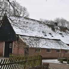 Boerderij met achterbaander, hooischuur met schaapskooi