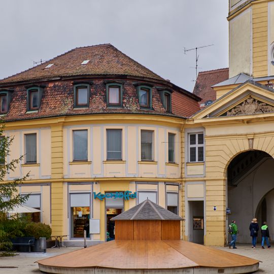 Pavillon Maximilianstraße 2 in Ansbach