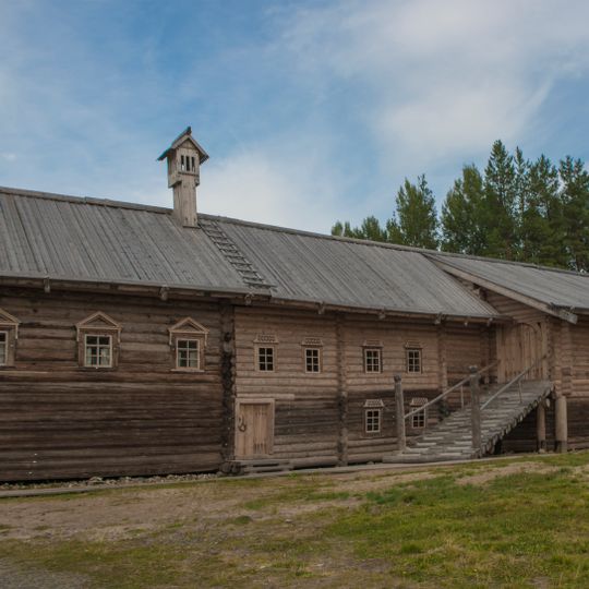 Дом-двор Попова