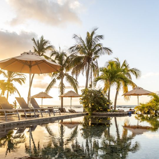 Villas Caroline Beach Hotel