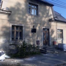 Pamětní deska Františka Krofta v Ledcích