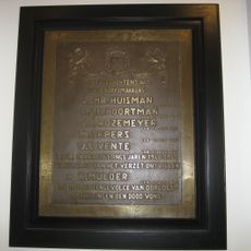 Monument in het politiebureau