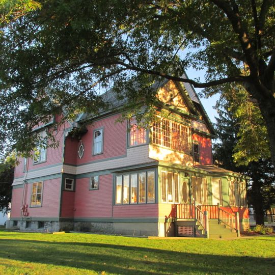 Frederick Squire House