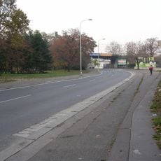 Railway bridge over Hořejší nábřeží
