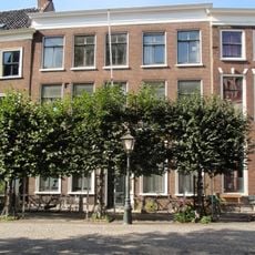 Gerecht 10, Leiden