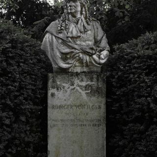Heinrich Rüdiger von Ilgen Monument