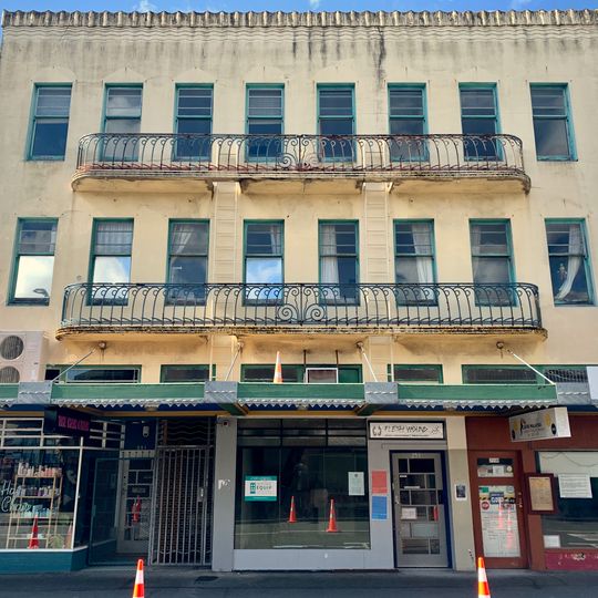 Commercial/Retail Building