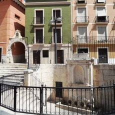 Plaza Mayor and Fountain